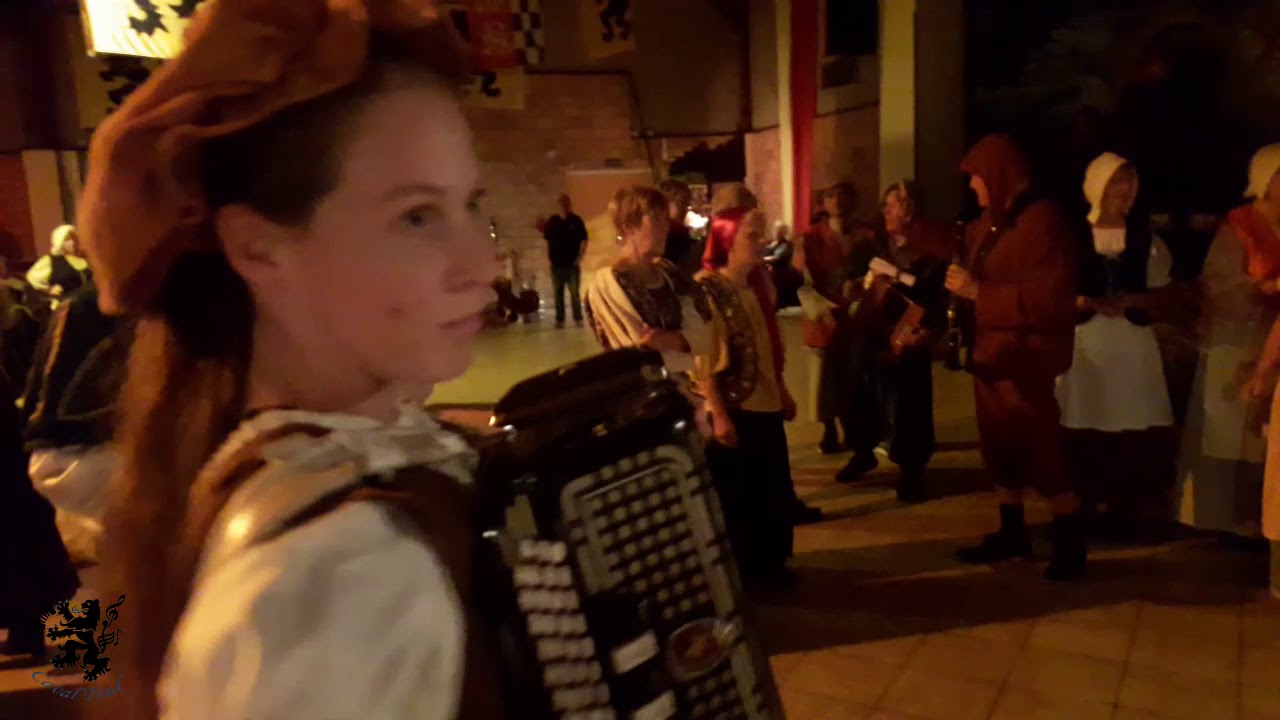 Caval'Trad - Déambulations - Bergues - Festin de Rois - 2 novembre 2019