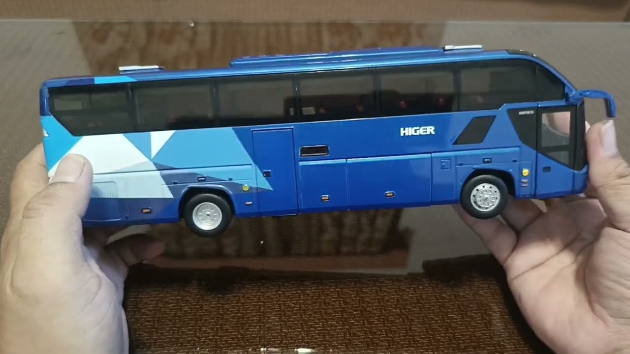 1:42 HIGER KLQ6125A Diecast Bus Unboxing