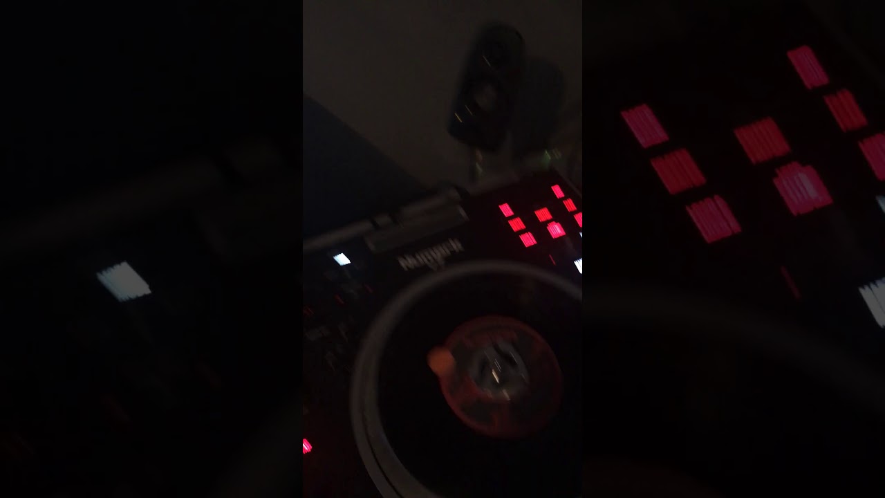 Numark Scratch Numark V7