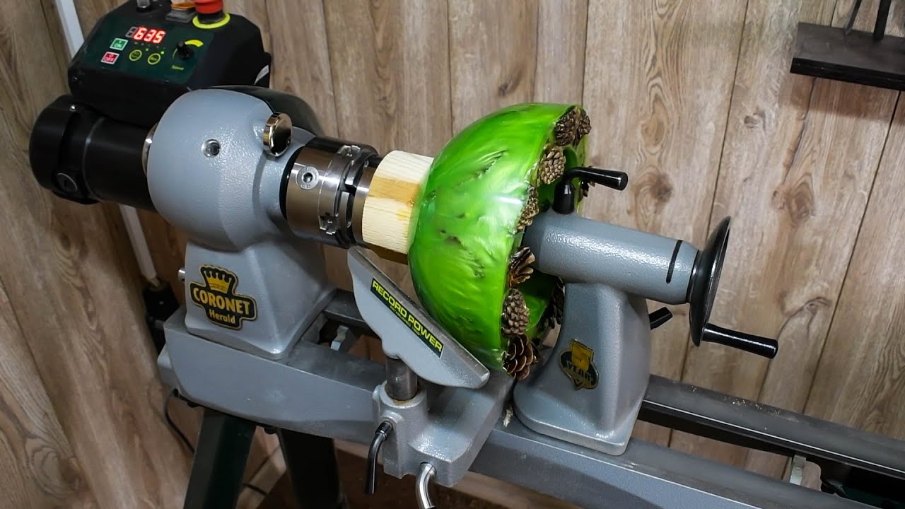 Woodturning - A very beautiful hybrid pinecone bowl