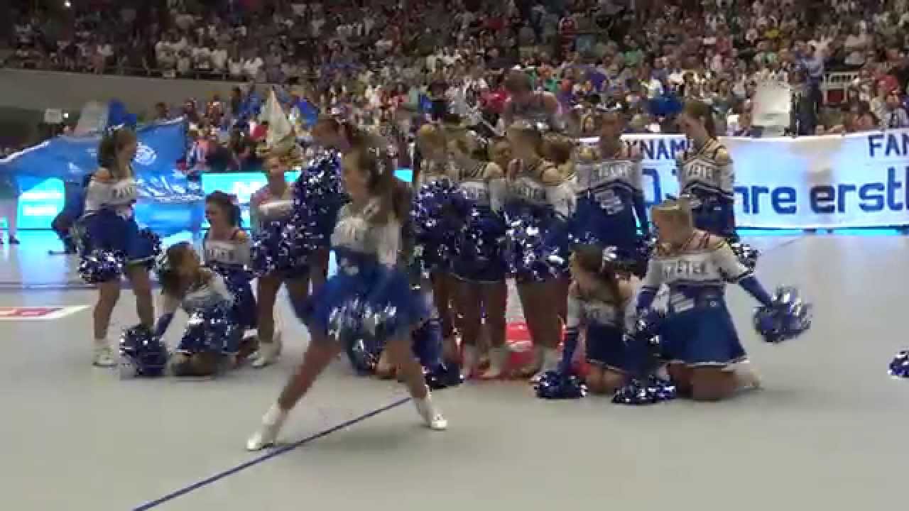 Cheerleader Dance!! | Bielsteiner Raketen | 2015 08-23 | VfL GM - THW Kiel | Dortmund Westfalenhalle