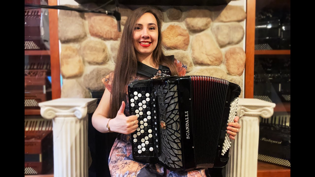 How to Play Chromatic Button Accordion C System  - Lesson 3 - Major Chords and Arpeggios