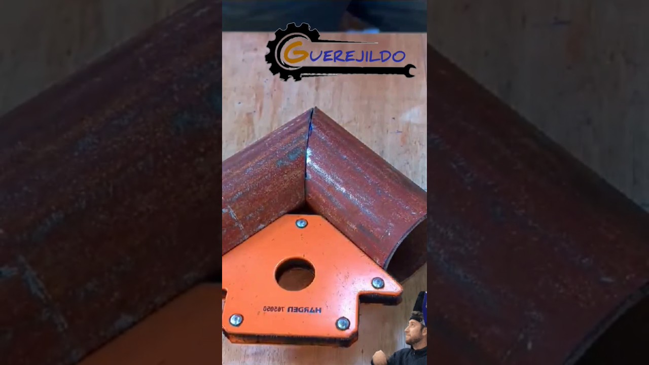 C&oacute;mo hacer corte a 45&deg; grados en tubos redondos 😎 #viral #creative #herreria #4k #art #creator #diy