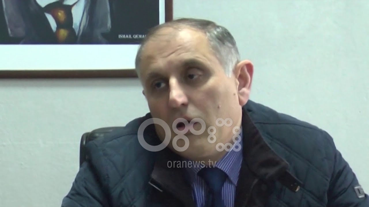 Ora News - Helmimi i nx&euml;n&euml;sve, flet drejtori: Nuk i ndalim dot t&euml; blejn&euml;
