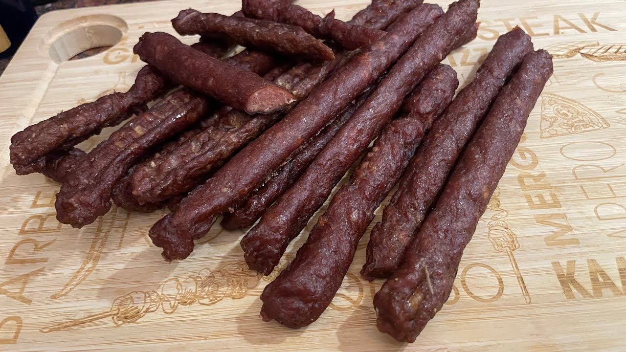 Les saucisses Kabanosiki sans boyau pour l&rsquo;apero mes invites on tous manger  #recette #recettes