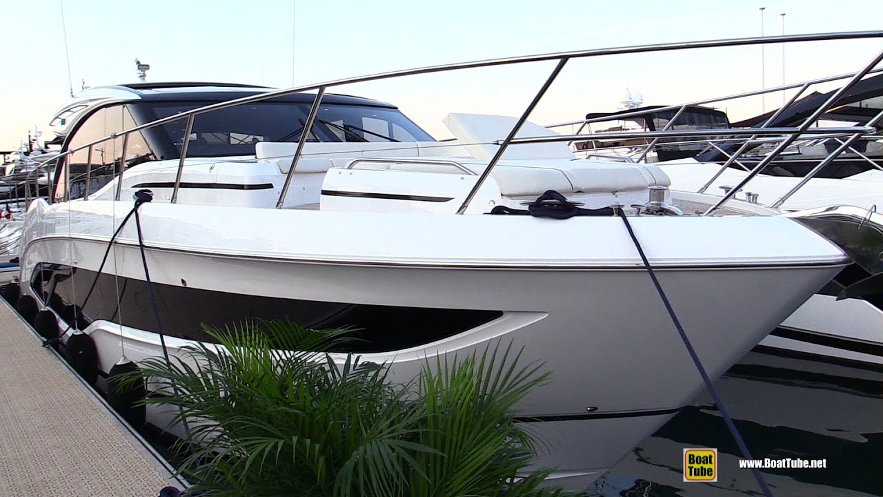 2022 Princess V55 Luxury Yacht - Walkaround Tour - 2021 Cannes Yachting Festival