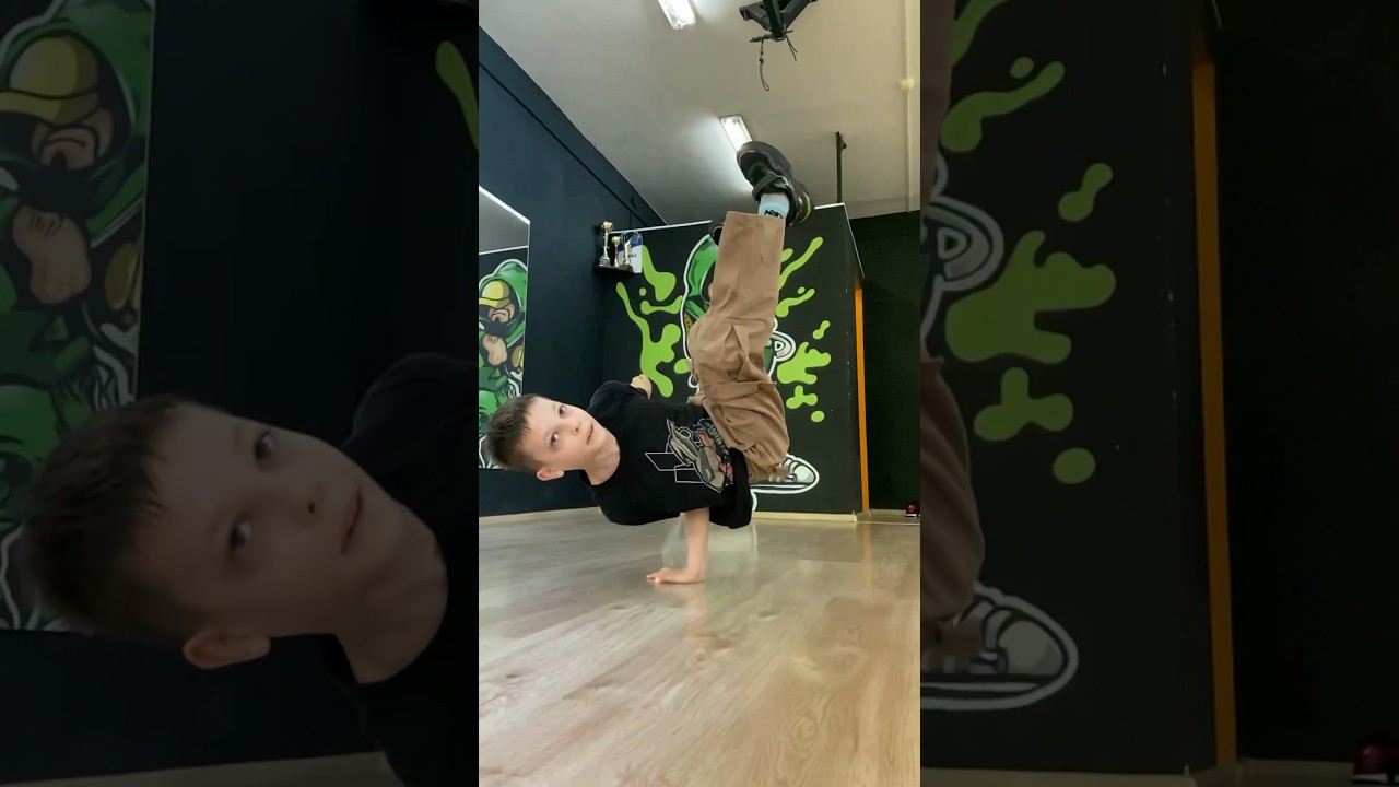 BBOY SCORPION и его «Air Chair» 🔥 Никита хорошо сделал движение?