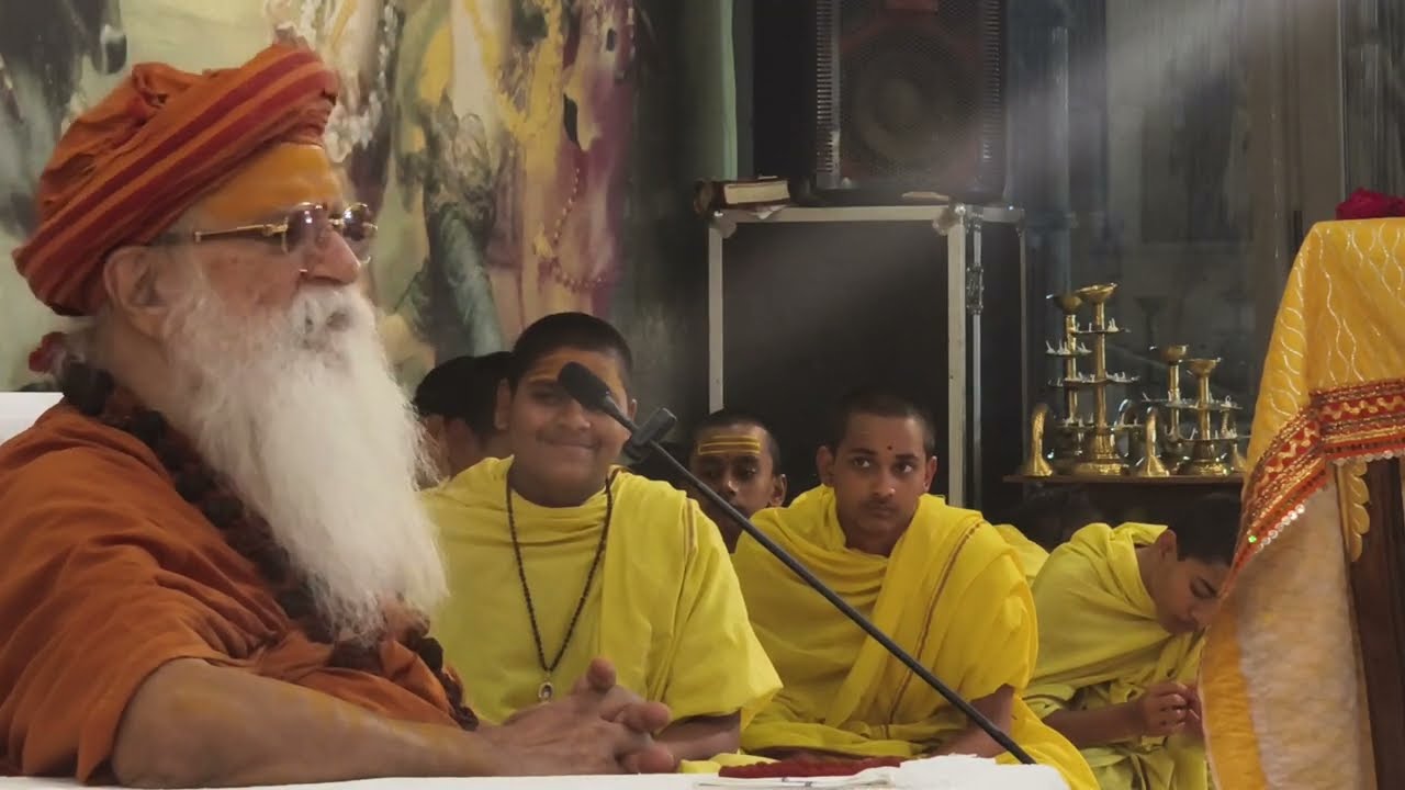 \ramanreti ashram\05.03.2026 pravachan  mahraj sri brahmand ghat