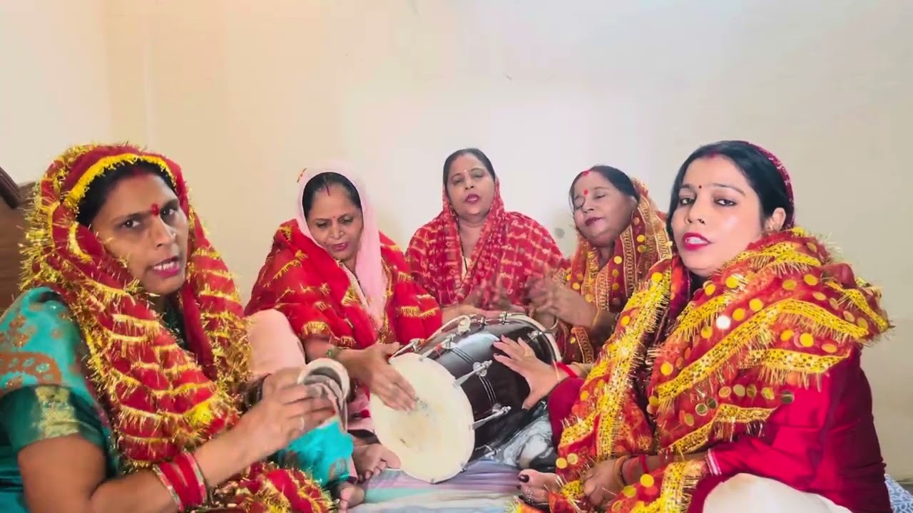  4 नवरात्रि भजन :🙏🏻चुनरिया माँ की रेशमी कोई गोटा लगाओ रे।❤️💕🙏🏻🙏🏻🙏🏻