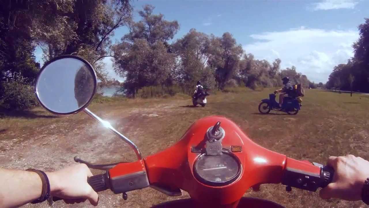 Vespa Road Trip France 2012 HD
