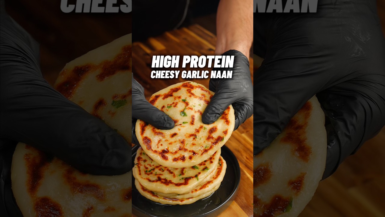 The BEST High Protein Cheesy Garlic Naan’s! 🔥🧀💪🏽 21g Protein, ONLY 285 cals!