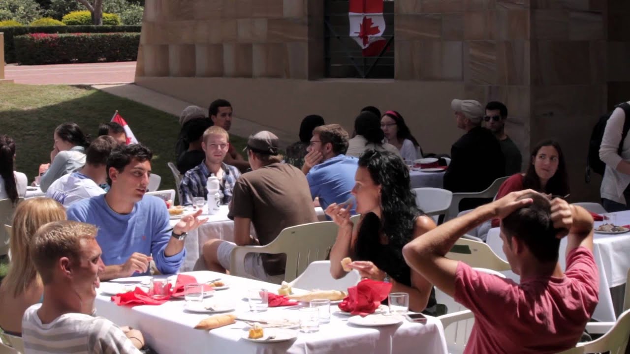 Jamie talks about Studying Law at Bond University