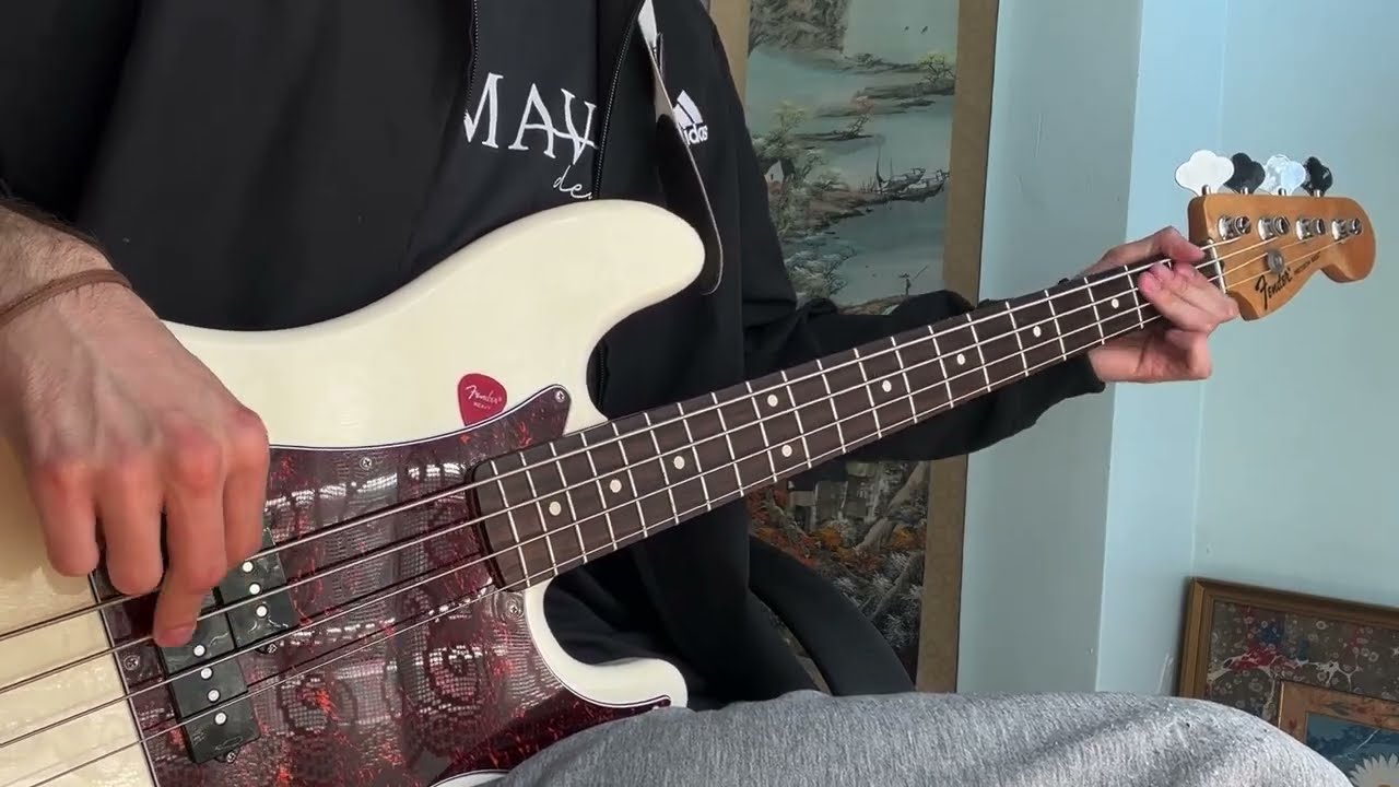 Toy Matinee - Queen of Misery // Bass Cover