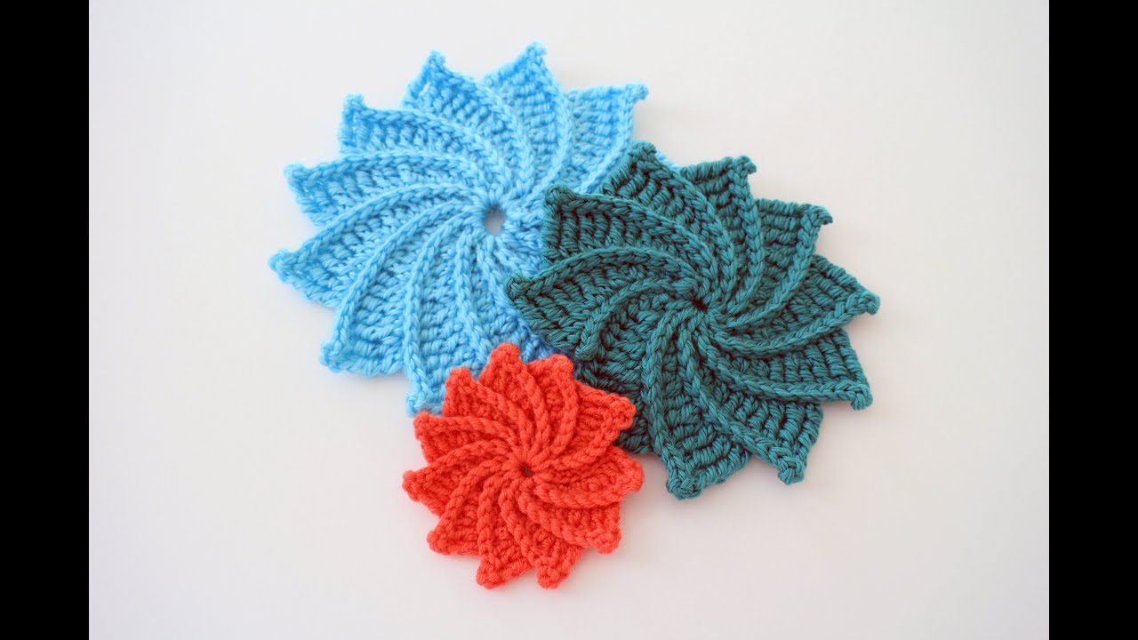 How to Crochet the Spiral Crochet Flower