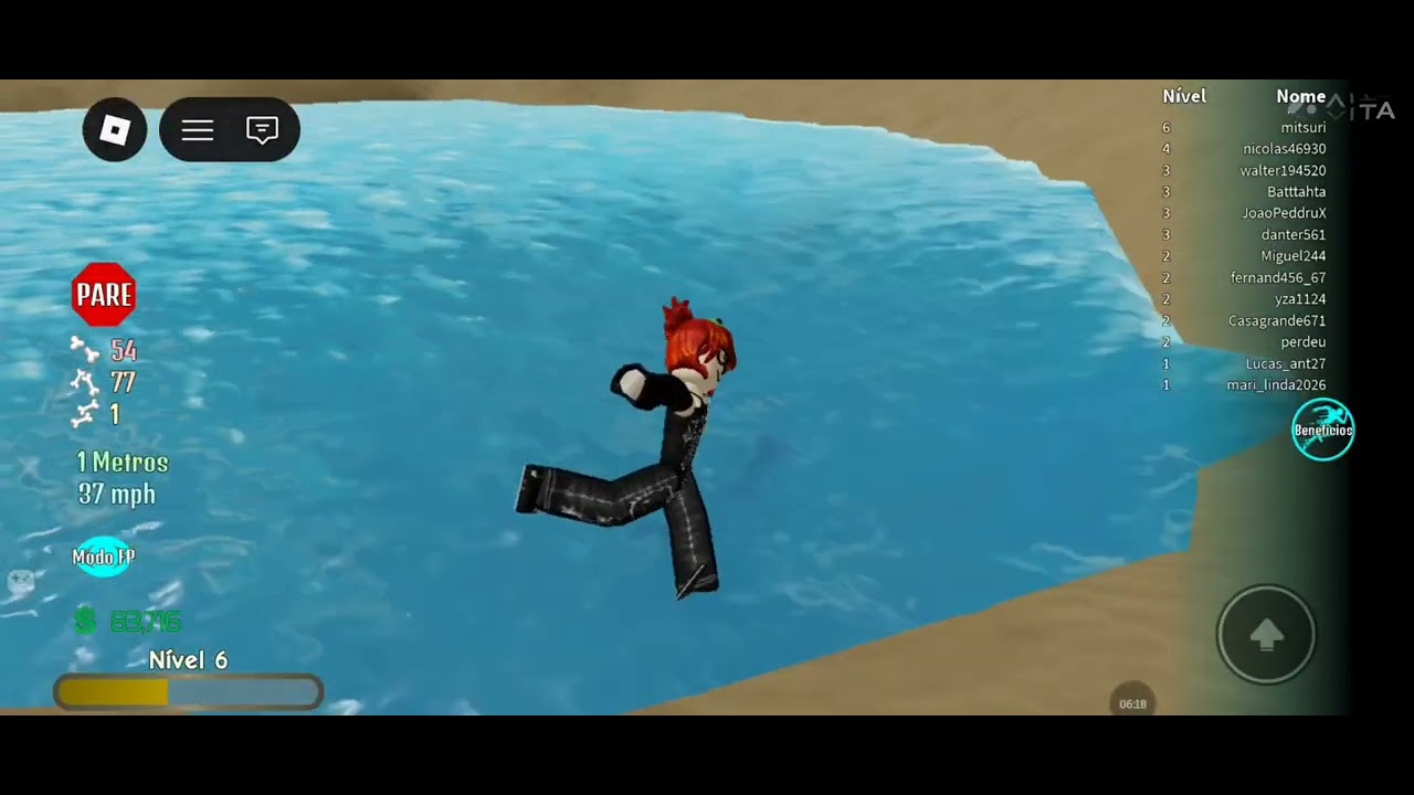 Jogando Roblox 