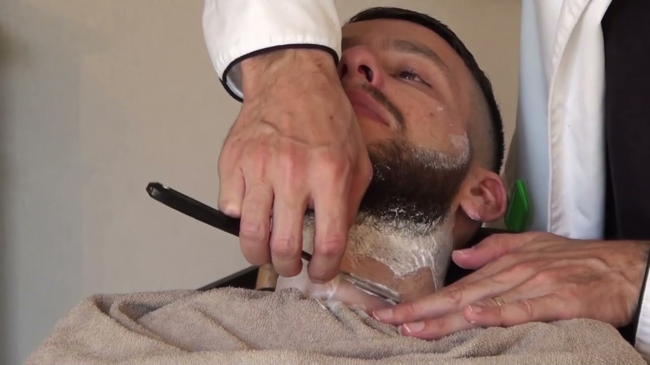 Tailler une barbe dans le but de la laisser pousser