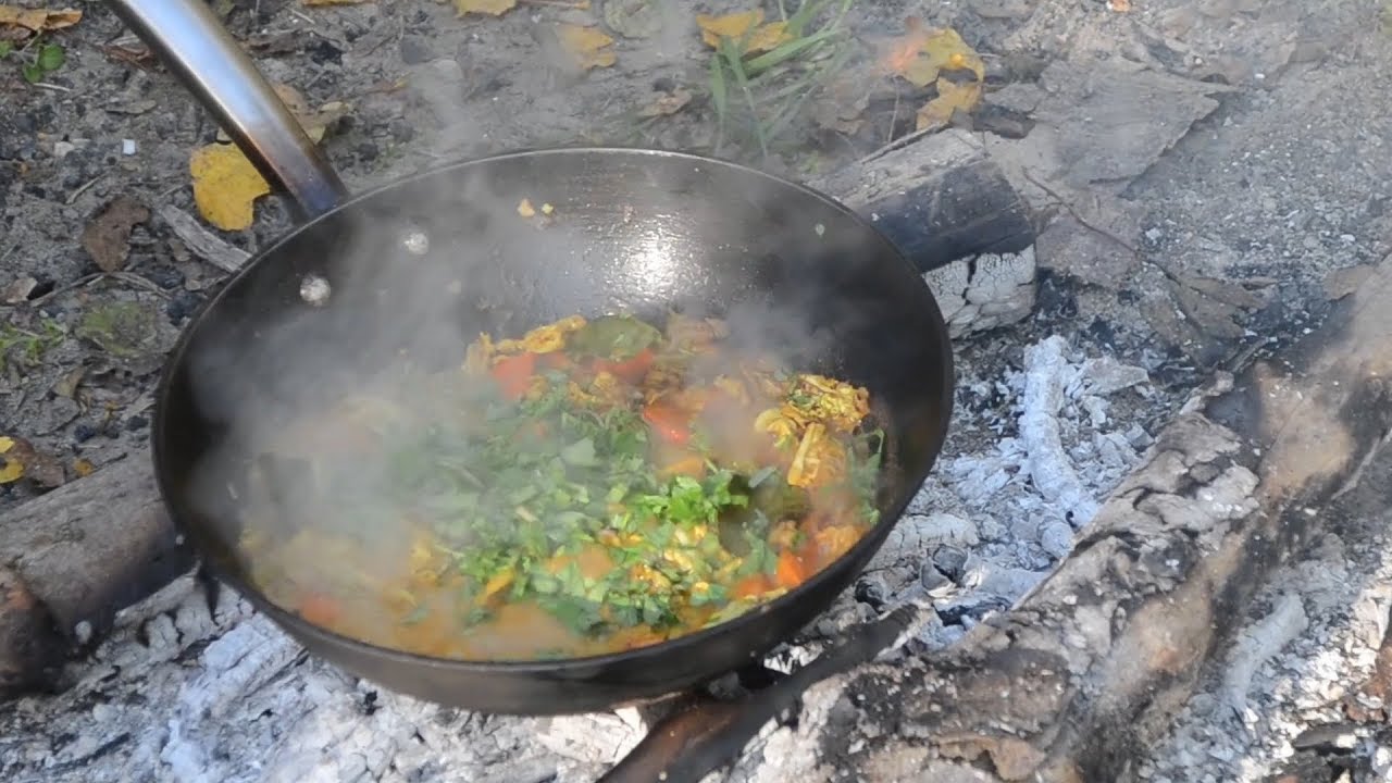 Hokkaido K&uuml;rbis Wirsing Curry, mit Koriander und Minze aus Sri Lanka