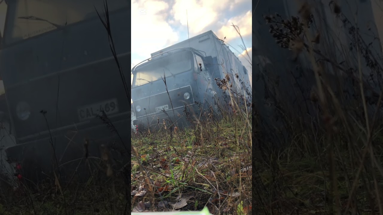 Old Volvo F86 SMOKEY COLD START after sitting for YEARS 