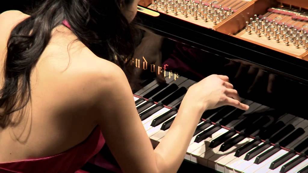 Dora Deliyska plays Norma, Bellini/Liszt