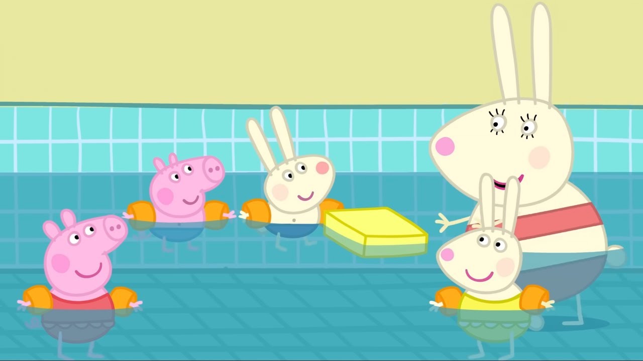 Peppa Pig and Her Friends Learn to Swim in the Swimming Pool