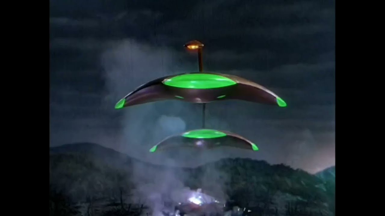 Martian War Machine, Aliens, and L.A. getting trashed WAR OF THE WORLDS (1953)