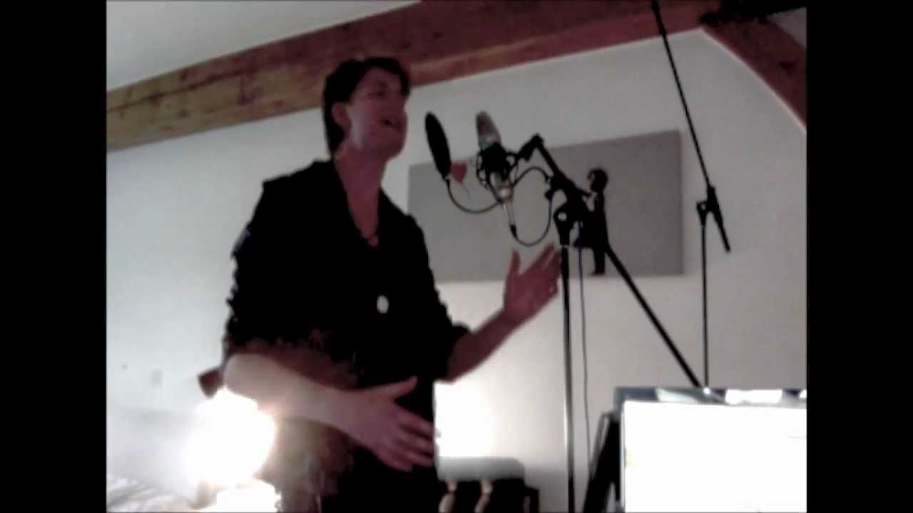 Anup Sastry feat. Maxi Curnow - Song 9 live vocal video