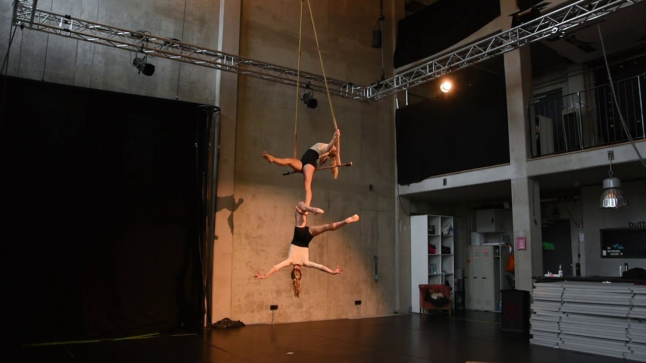 Bazaliy Twins - Duo Dance Trapeze