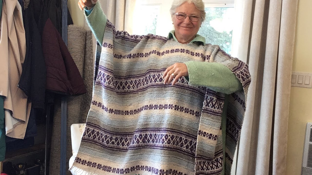 How to make a poncho from a blanket