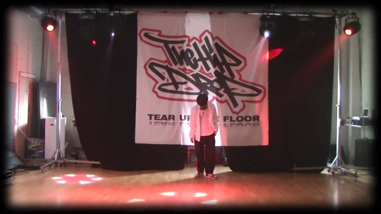 NICK BASS THE HIP DROP 2010 PERFORMANCE(WATCH IN HD)