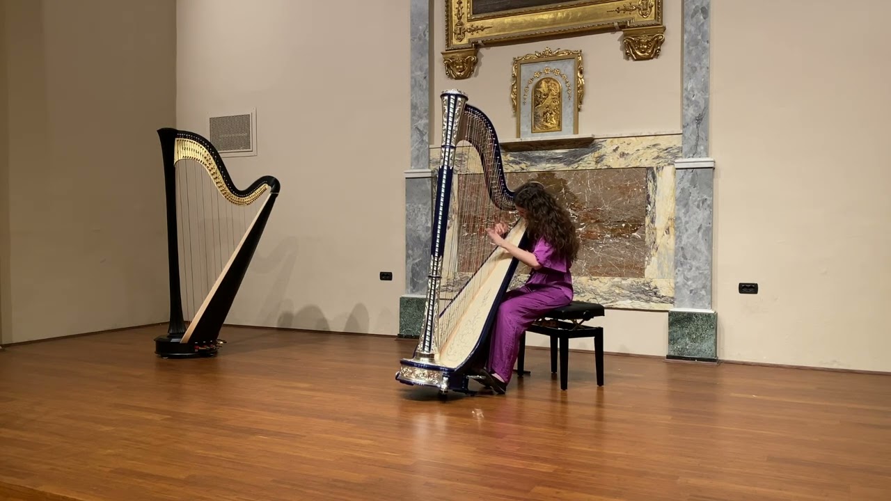 Anna-Maria Forster // Scarlatti - f minor, K466 and B. Smetana/Arr. Trnecek - The Moldau