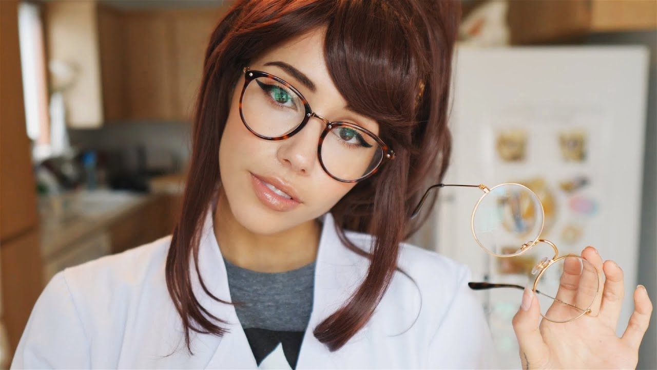 ASMR - Home Eye Doctor Exam  + Glasses fitting (upclose light, soft-spoken, latex)