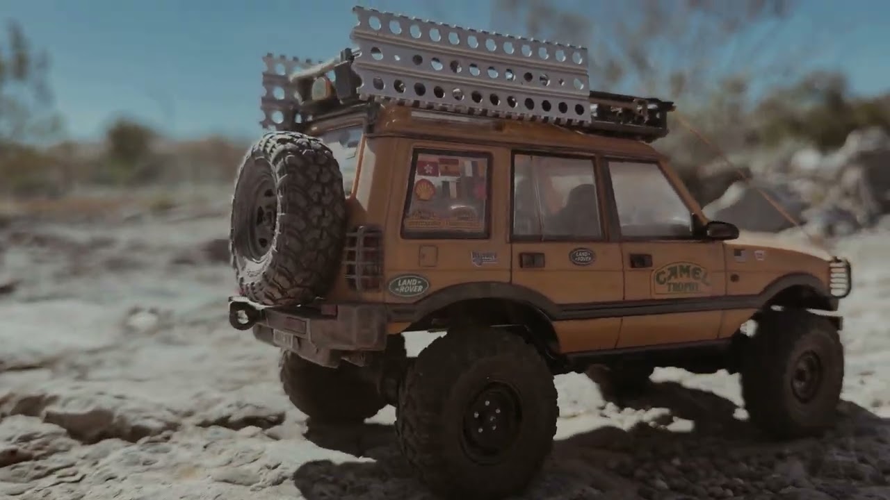 Fcx24m smaller Camel Trophy adventure#fcx24m #fcx24 #rccrawler #cameltrophy