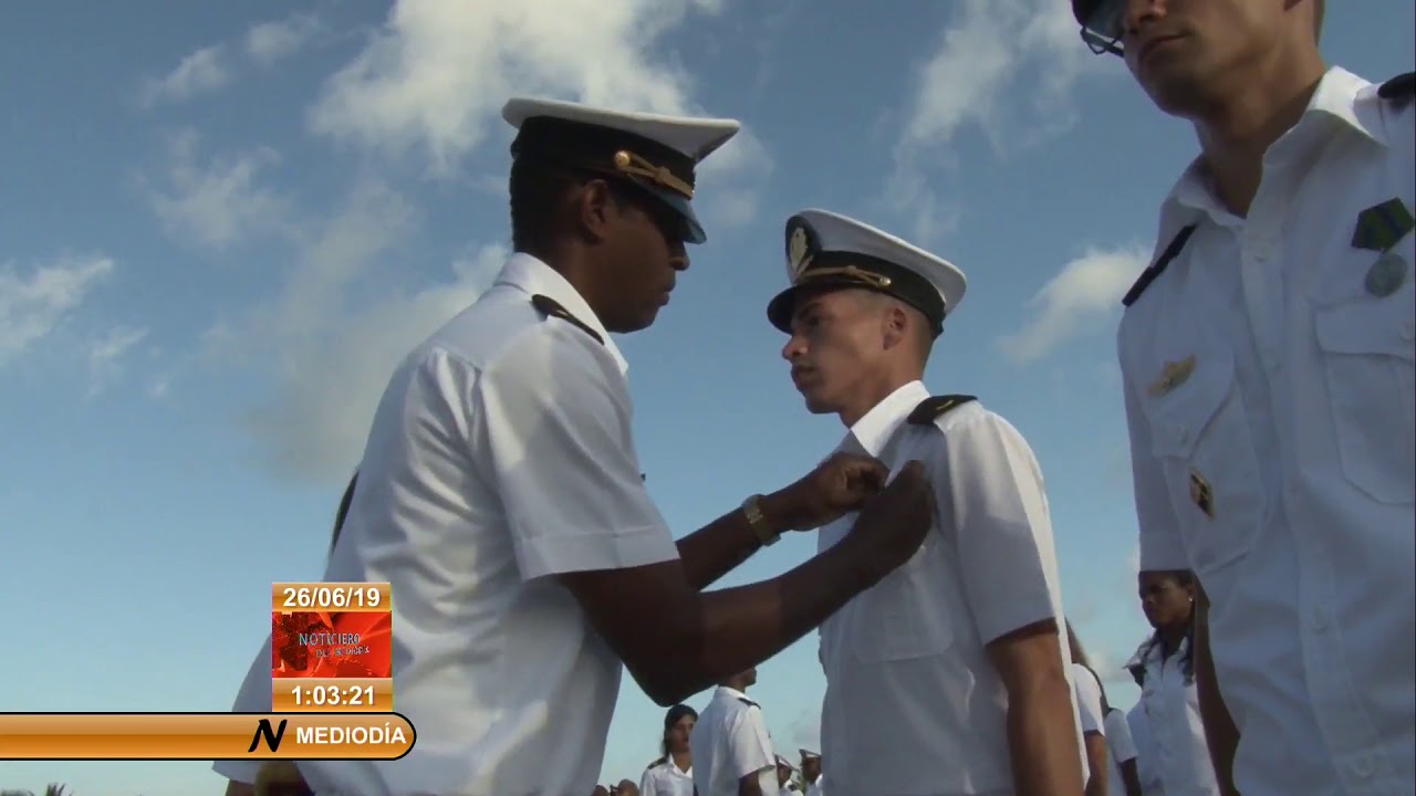 Preside ministro de las FAR graduación de la Academia Naval Granma