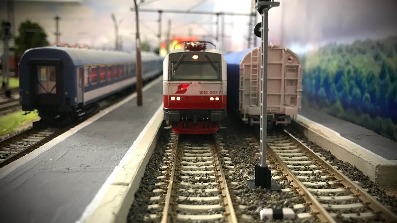 H0 terepasztal - vezető&aacute;ll&aacute;s vide&oacute;: &Ouml;BB 1014 007