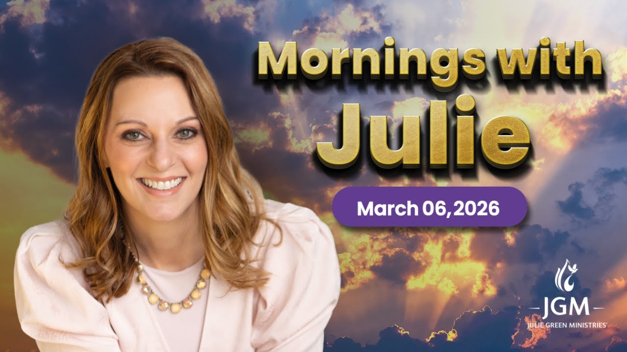 LIVE WITH JULIE