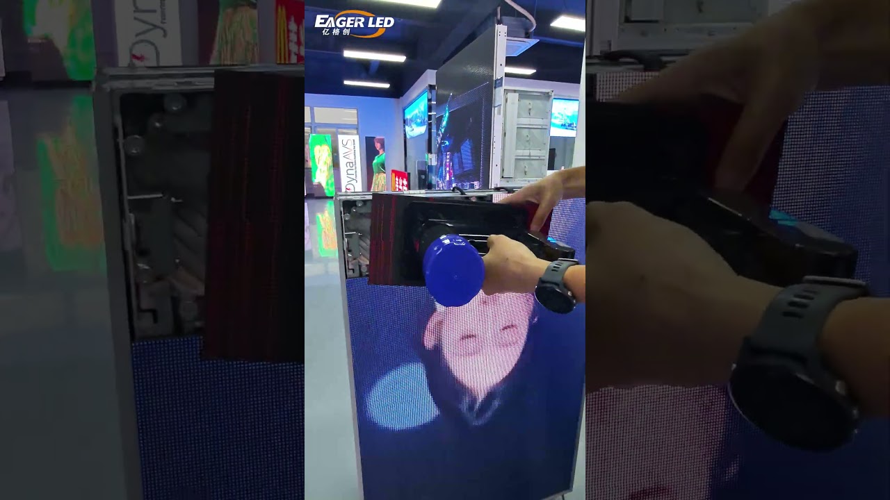 An LED poster screen suitable for single-person operation. #ledmodule #rentalled #rentalleddisplay