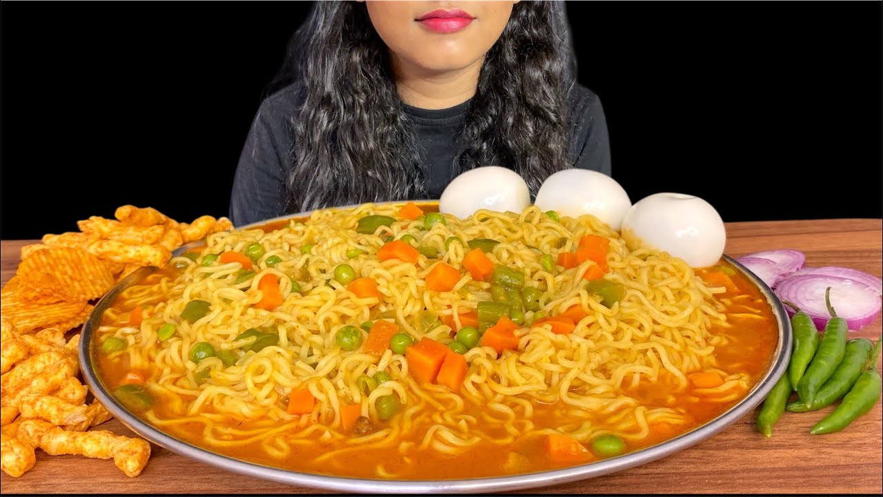EATING VEGETABLE MASALA MAGGIE BOILED EGG | ASMR | MUKBANG | 