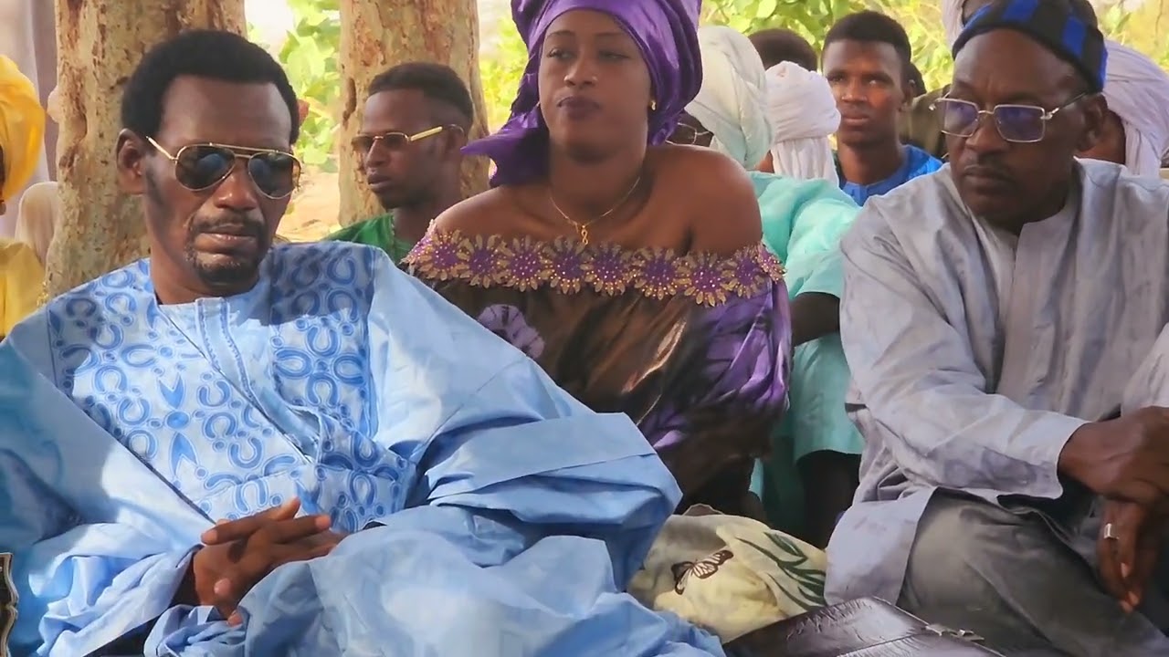 le maire de la commune de mbane dembel dembare sow et Abou Djouba deh a petes diagues