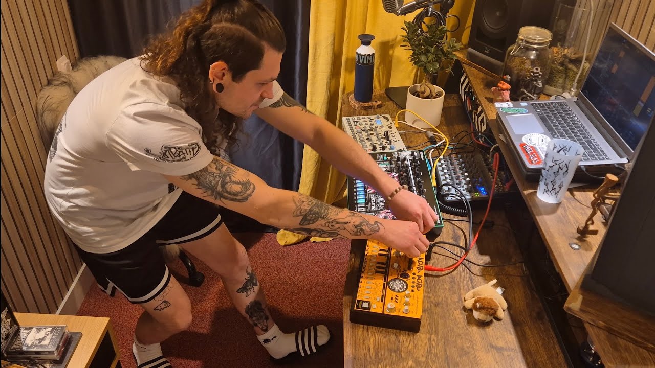 TEKNO 23 HARDWARE IMPROV ●  MENTAL ACID TRIBE ● 174 BPM LIVESET