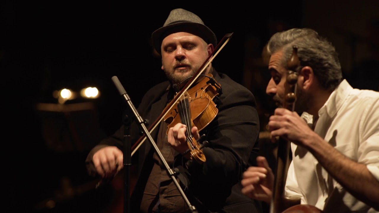Babylon ORCHESTRA at Deutsche Oper Berlin: Sebastian Peszko (Viola), Farhang Moshtagh (Kamanche)