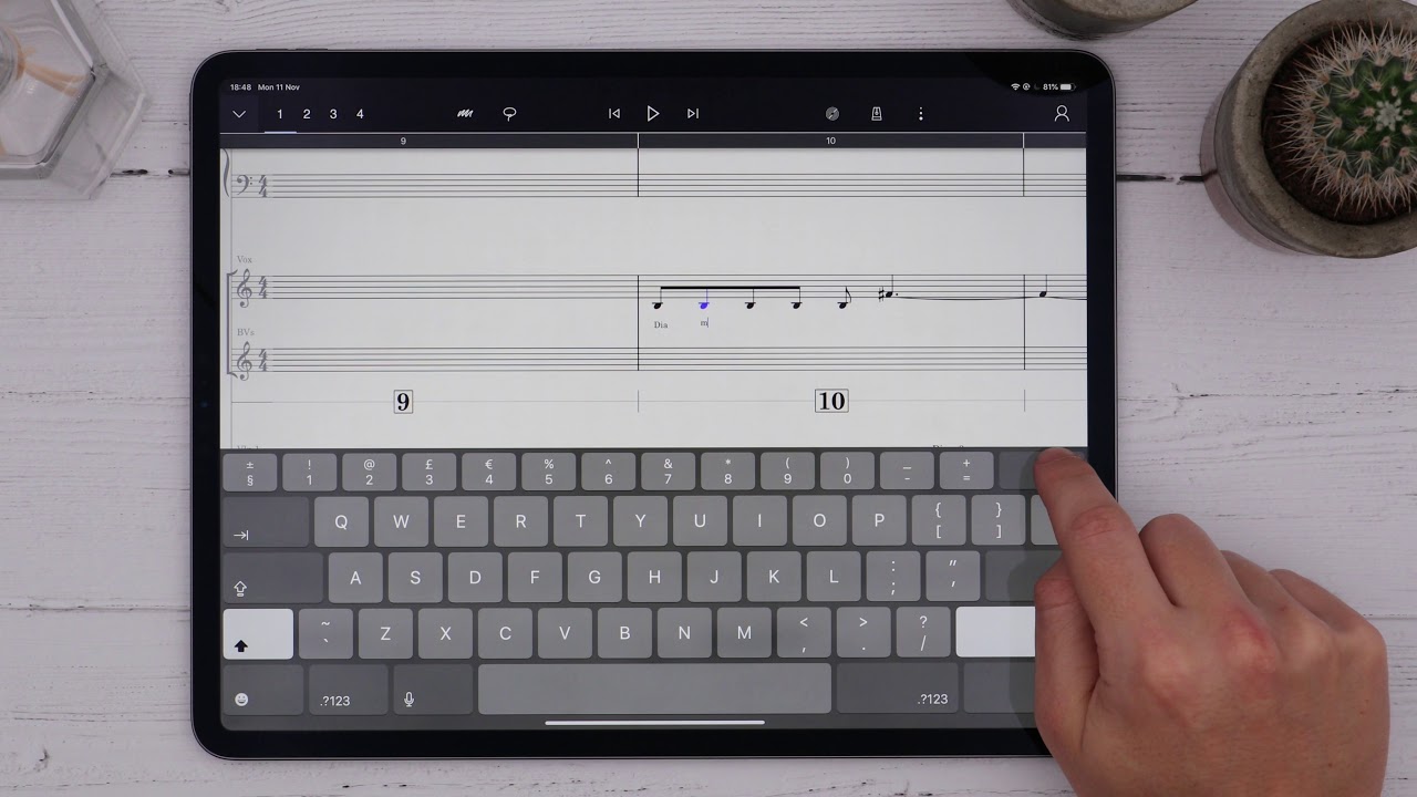 Откройте для себя StaffPad — тексты и песни.