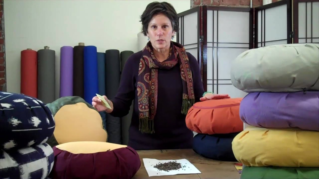 DharmaCrafts: Buckwheat Zafu Meditation Cushion