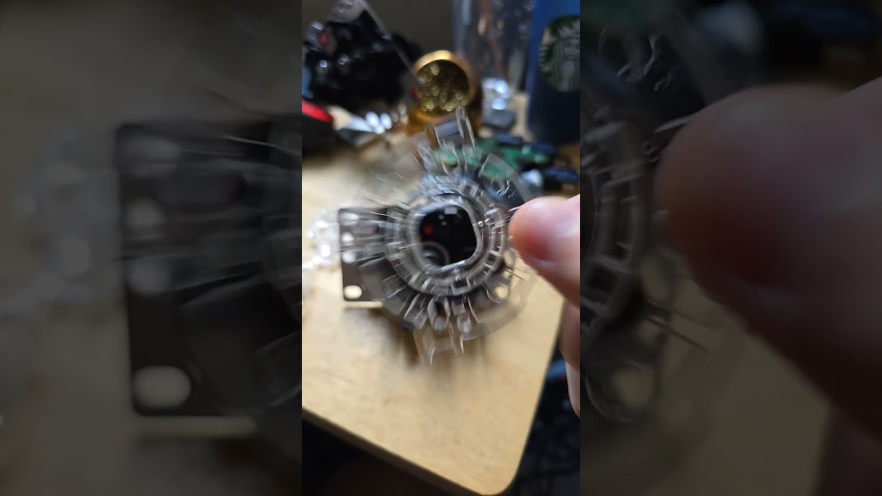 Sanwa JLX vs JLF Gate Noise