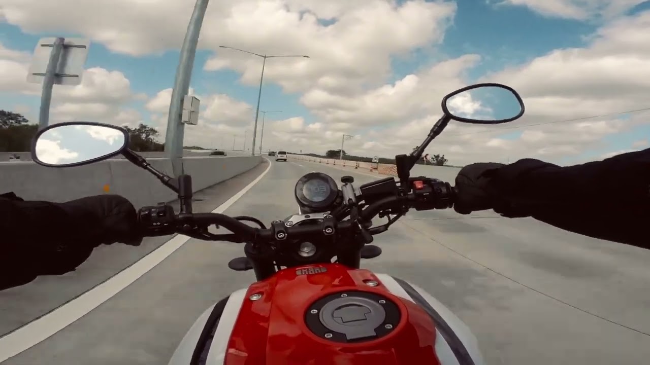 2022 XSR 900 | Best Naked Retro Bike
