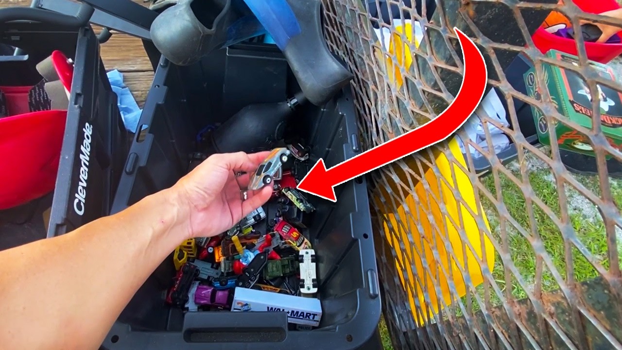 Finding Vintage Hot Wheels, Diecast Cars and Video Games at the Flea Market