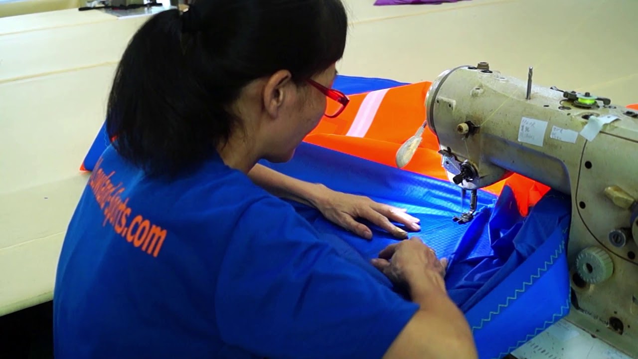 Ventum kite production part 3 - Sticking and sewing canopy