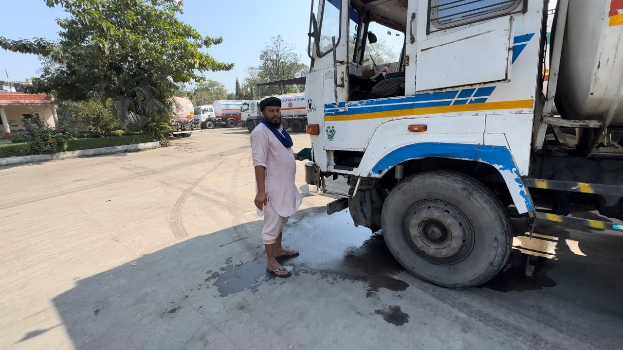 Sunday Ke Din Hi Kyon Aate hain Itne truck Kaam Ke liye | mistri Ne kiya Kaam complete￼