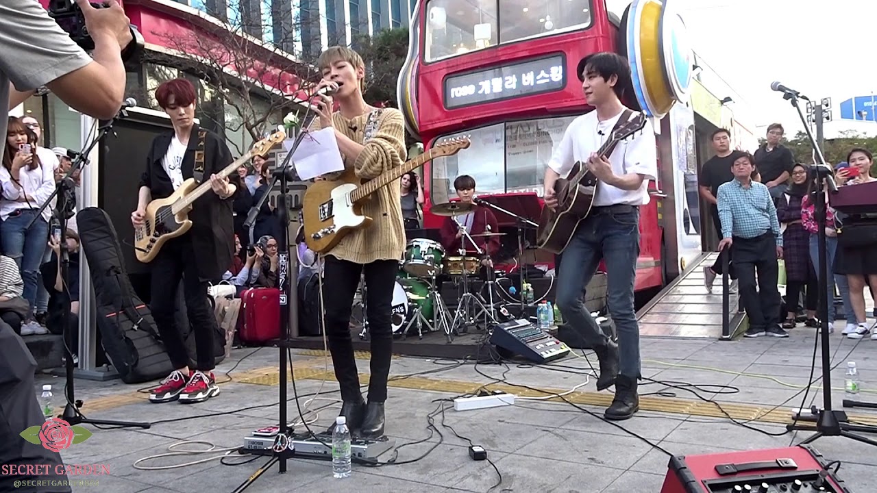 180911 The Rose (더로즈) Sinchon Busking: 좋았는데 (Like We Used To)