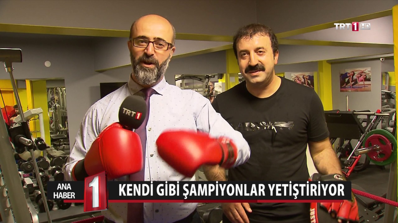 Gündüz boksör gece kebapçı