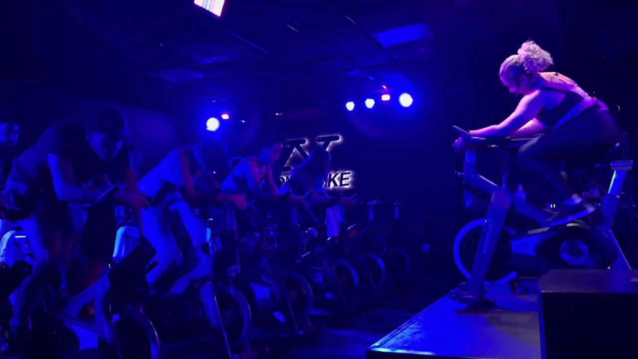 Aula de bike indoor| Prof Geyzi
